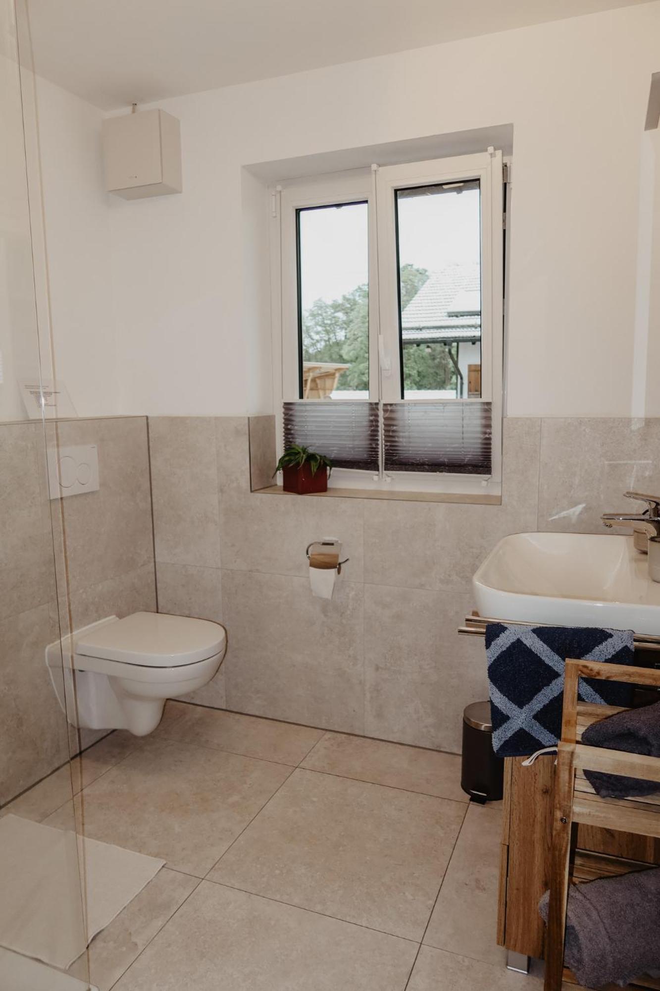 Ferienwohnung/Arbeiterwohnung Kampenwand ローアドルフ エクステリア 写真