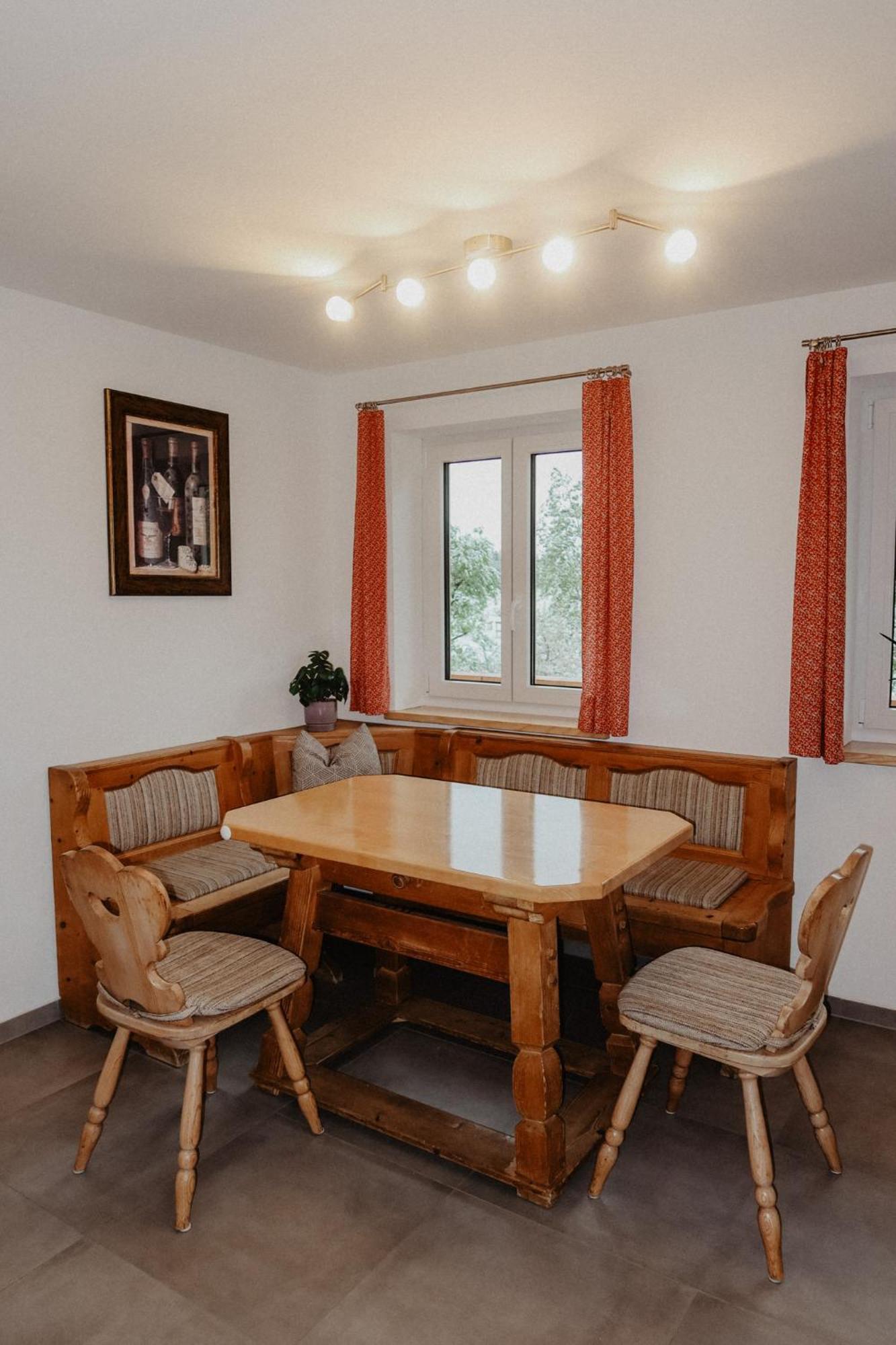 Ferienwohnung/Arbeiterwohnung Kampenwand ローアドルフ エクステリア 写真